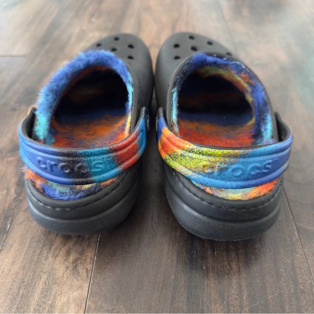 Kids Crocs Fur Lined Crocs size 1